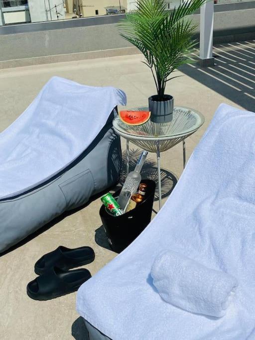 אתונה New 2Bd Aprt With Shared Rooftop Pool D3 מראה חיצוני תמונה