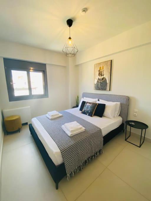 אתונה New 2Bd Aprt With Shared Rooftop Pool D3 מראה חיצוני תמונה